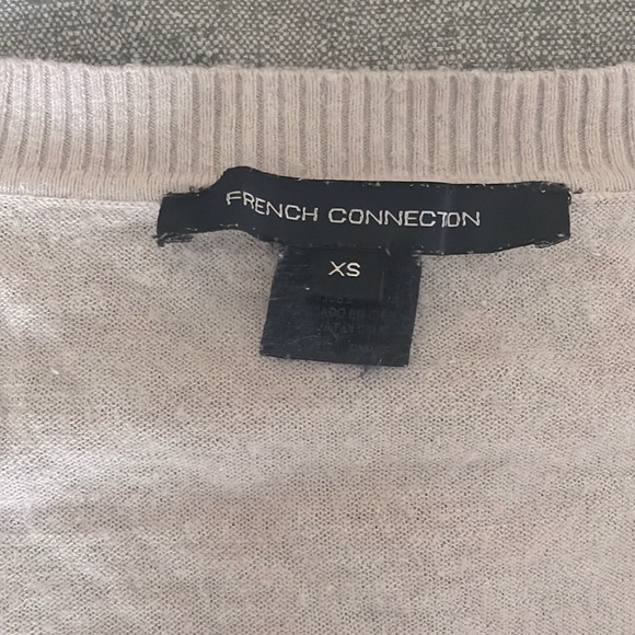 FRench Connection hi-low comfy soft tee with detailed neckline - Picture 2 of 3